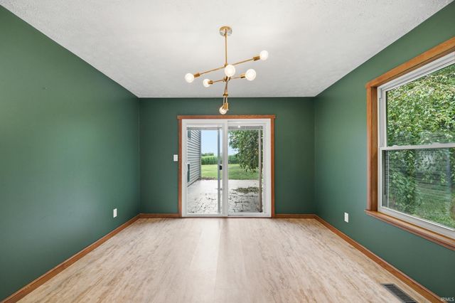 382 N US Highway 421, Delphi, IN 46923