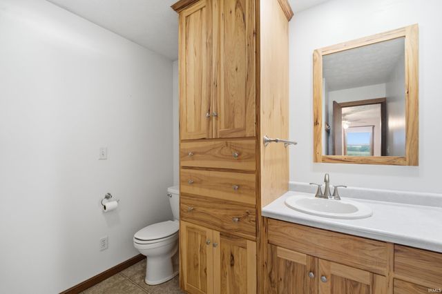 382 N US Highway 421, Delphi, IN 46923