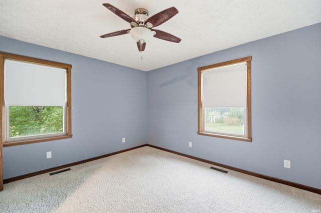 382 N US Highway 421, Delphi, IN 46923