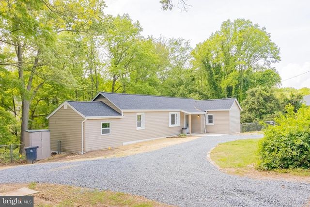 1816 MAPLE LN, Accokeek, MD 20607