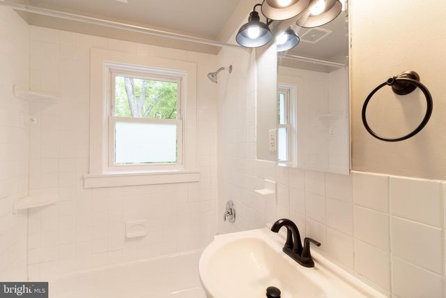 1816 MAPLE LN, Accokeek, MD 20607