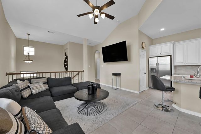 210 Cheswood Forest Place, Montgomery, TX 77316