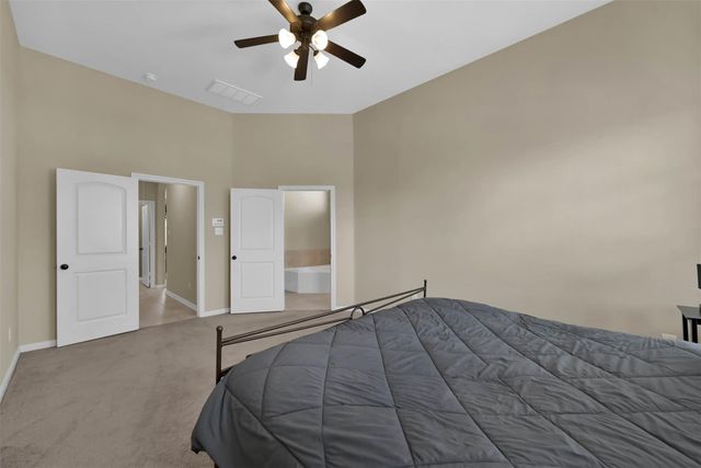 210 Cheswood Forest Place, Montgomery, TX 77316