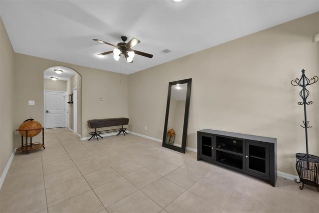 210 Cheswood Forest Place, Montgomery, TX 77316