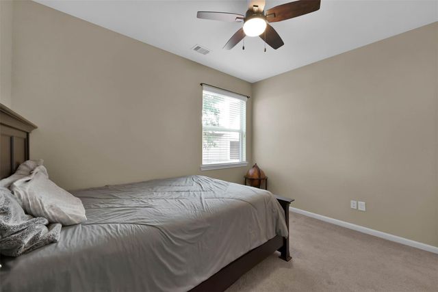 210 Cheswood Forest Place, Montgomery, TX 77316