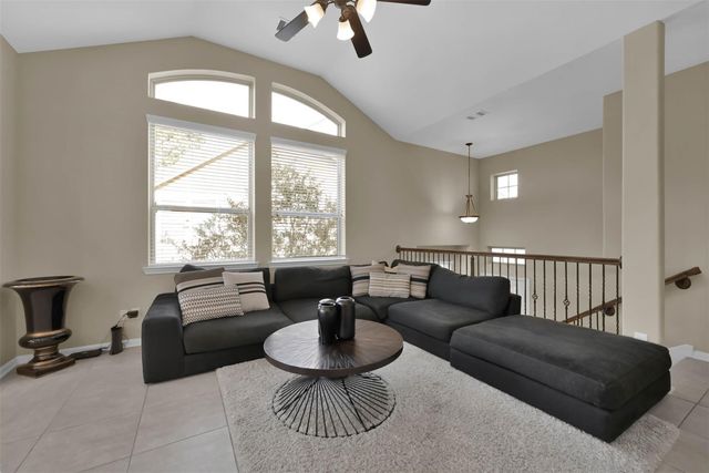 210 Cheswood Forest Place, Montgomery, TX 77316