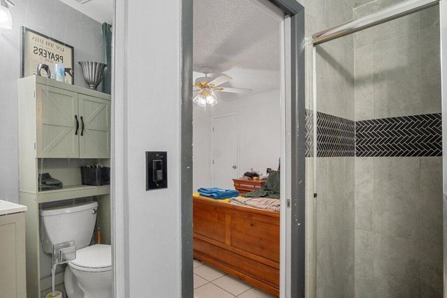 5800 W Fernley Dr Drive W 40, Greenacres, FL 33415