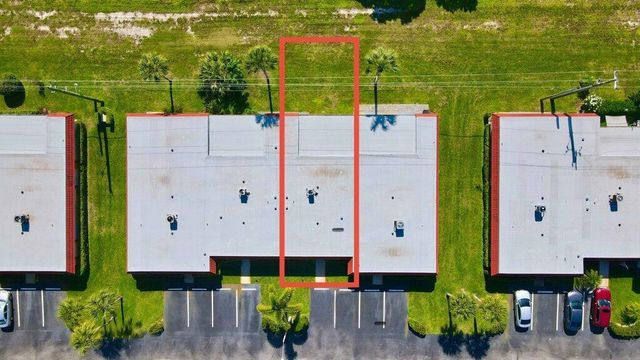 5800 W Fernley Dr Drive W 40, Greenacres, FL 33415