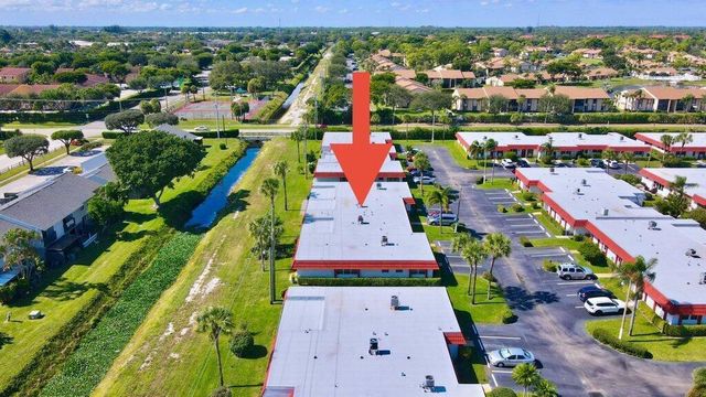5800 W Fernley Dr Drive W 40, Greenacres, FL 33415