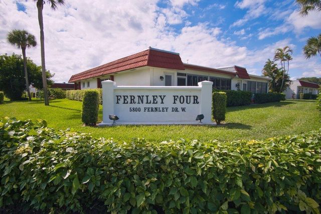 5800 W Fernley Dr Drive W 40, Greenacres, FL 33415
