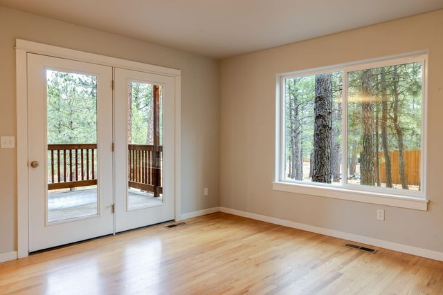 14450 Mountain View Loop, Sisters, OR 97759