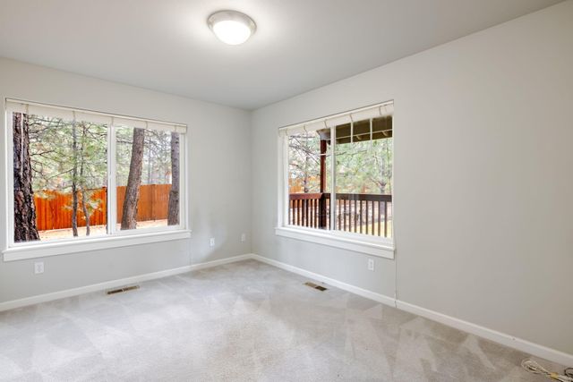 14450 Mountain View Loop, Sisters, OR 97759