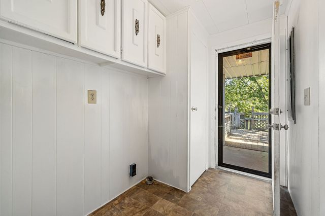 2300 Sun Valley Cir, Cookeville, TN 38501