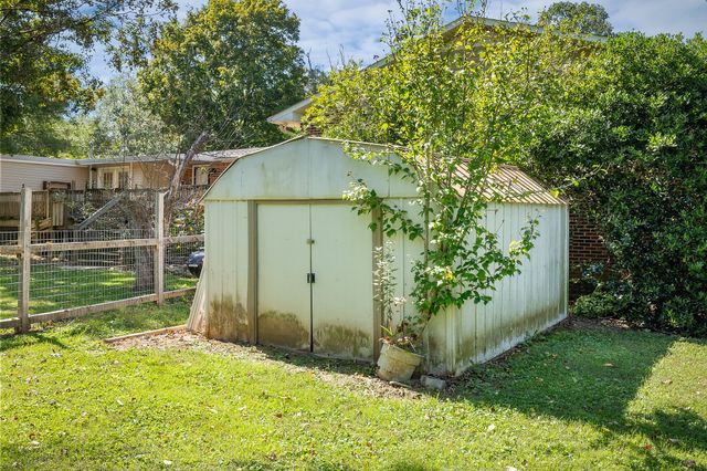 2300 Sun Valley Cir, Cookeville, TN 38501