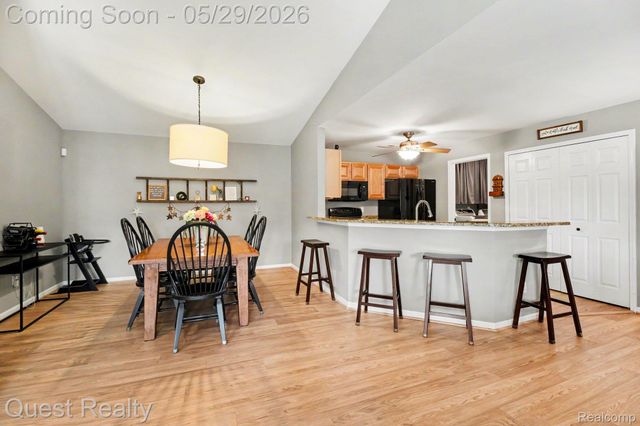 16839 Dover Drive 140, Northville Township, MI 48168