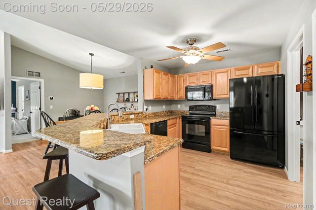 16839 Dover Drive 140, Northville Township, MI 48168