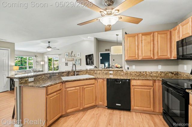 16839 Dover Drive 140, Northville Township, MI 48168