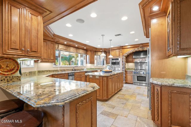 1937 Arielle Lane, Simi Valley, CA 93065