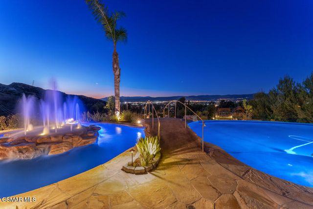 1937 Arielle Lane, Simi Valley, CA 93065