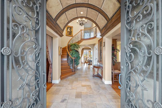 1937 Arielle Lane, Simi Valley, CA 93065