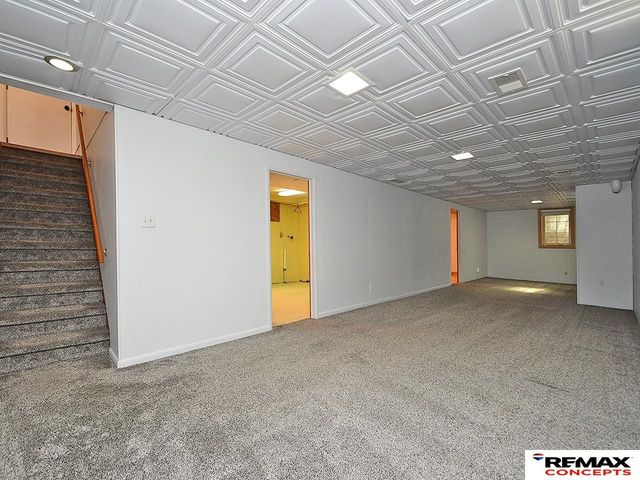 4611 Linden Street, Lincoln, NE 68516