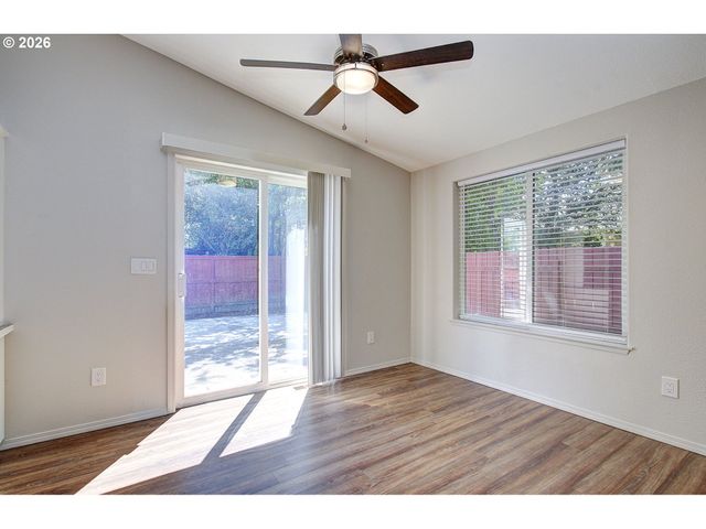 625 Nw 18TH St, Battle Ground, WA 98604