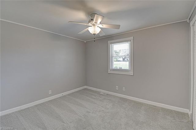 205 Beechwood Circle, Winston-salem, NC 27105