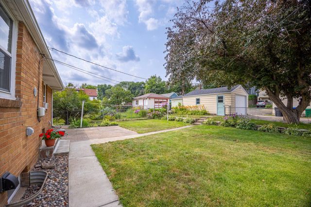 591 36th Avenue NE, Minneapolis, MN 55418