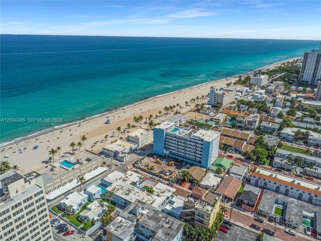 300 Van Buren Street, Hollywood, FL 33019