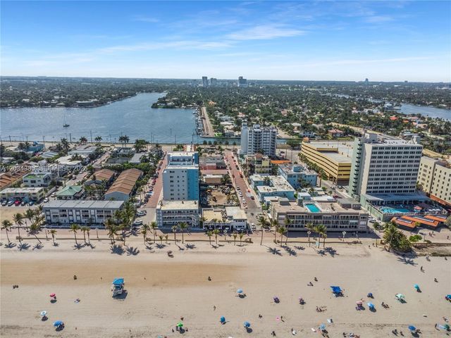 300 Van Buren Street, Hollywood, FL 33019