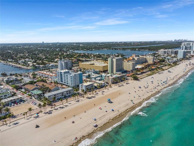 300 Van Buren Street, Hollywood, FL 33019