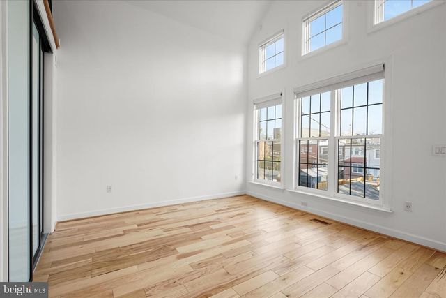 3626 T ST NW, Washington, DC 20007