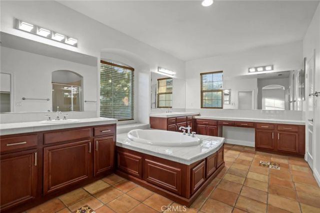 12 Via De La Valle, Lake Elsinore, CA 92532