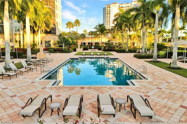 1065 Borghese LN # 304, Naples, FL 34114