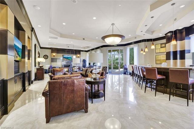 1065 Borghese LN # 304, Naples, FL 34114