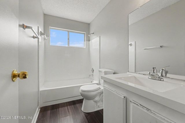 7986 SHIRCLIFF Drive, Jacksonville, FL 32210