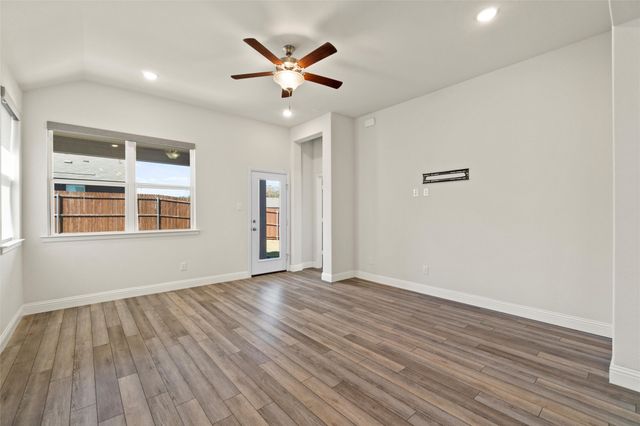 1000 Mason Street, Aubrey, TX 76227