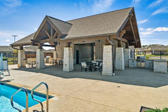 1000 Mason Street, Aubrey, TX 76227