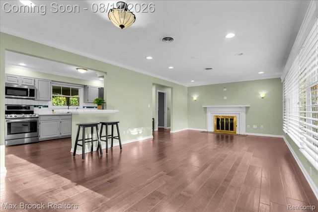4197 Orchard Hill Drive, Bloomfield Charter Township, MI 48304