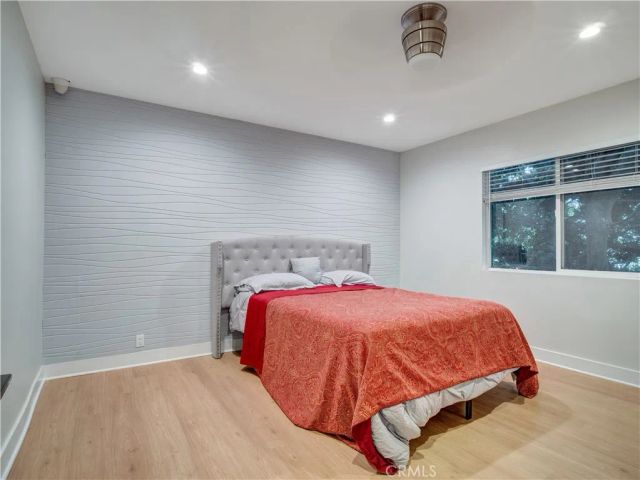 17961 Martha Street, Encino, CA 91316