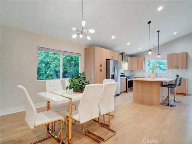 17961 Martha Street, Encino, CA 91316