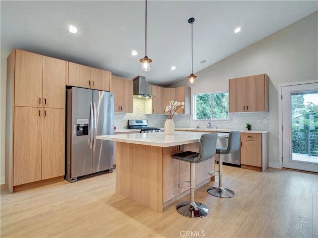 17961 Martha Street, Encino, CA 91316