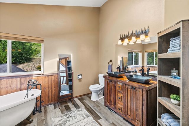 27815 SE 264th Street, Ravensdale, WA 98051