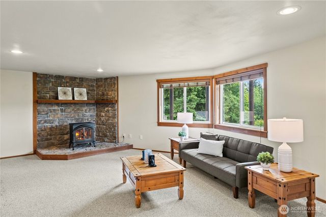 27815 SE 264th Street, Ravensdale, WA 98051