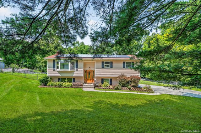 45 Brola Road, Middletown, NY 10940