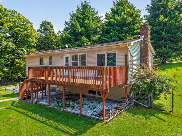 45 Brola Road, Middletown, NY 10940