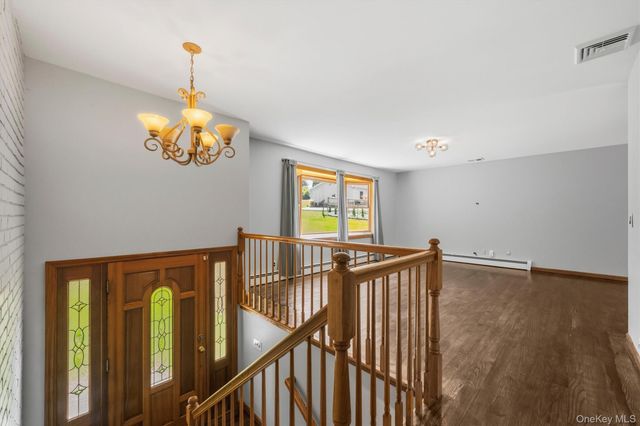 45 Brola Road, Middletown, NY 10940