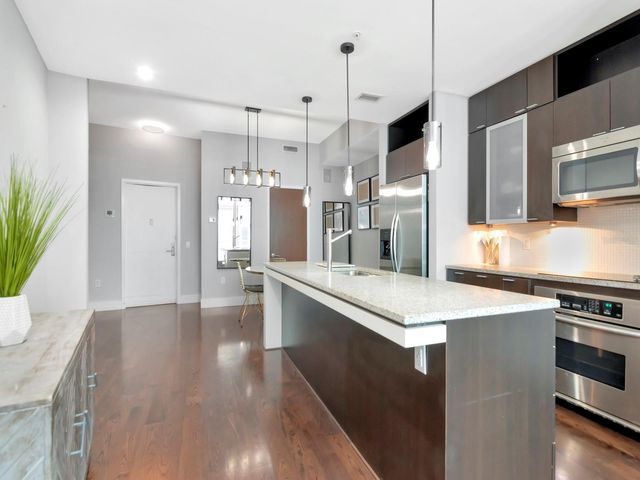 111 N 12TH STREET 1821, Tampa, FL 33602