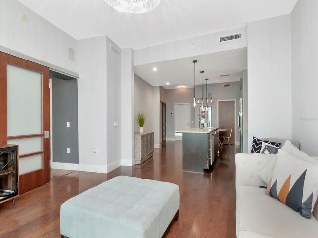 111 N 12TH STREET 1821, Tampa, FL 33602