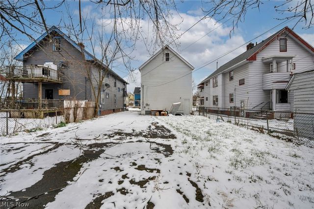 12805 Parkhill Avenue, Cleveland, OH 44120